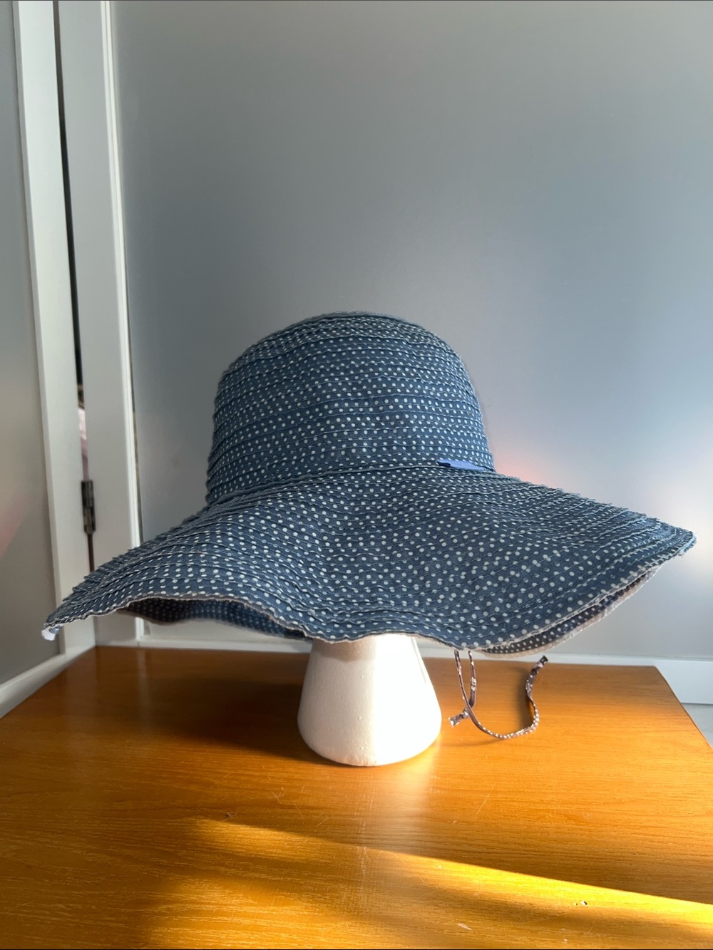 Wallaroo hat company blue polka dot scrunchie hat sunhat summer